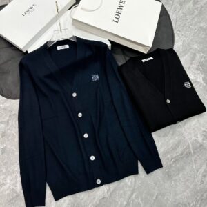 [국내배송]로에베-LOEWE 남성 클레식 로고자수 V넥 가디건-1394