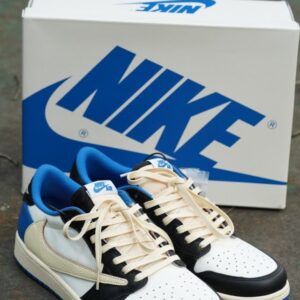 [국내배송]나이키 트레비스 스캇 밀리터리 블루 로우탑