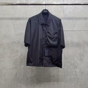 [국내배송]프라다 빅포켓 로고 반팔 셔츠바람막이