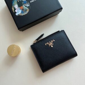 [국내배송]프라다 사피아노 지퍼 반지갑