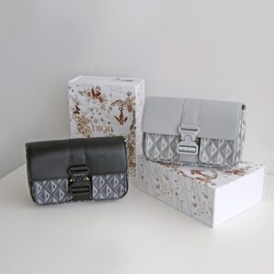 [국내배송]디올 더 로드 숄더백