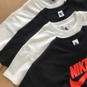 [국내배송]나이키 스투시 비치크루 반팔 티셔츠