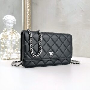 [국내배송]샤넬 클래식 WOC 램스킨 블랙 은장