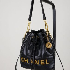 [국내배송]샤넬 22 드로스트링 버킷 백