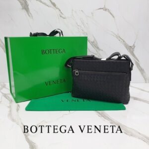 [국내배송]보테가 베네타 인트레치아토 크로스백