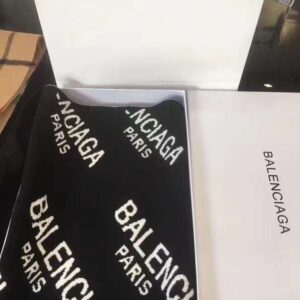 [국내배송]발렌시아가 리버서블 니트 머플러