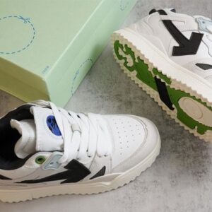 [국내배송]오프화이트 스폰지 미드탑 화이트