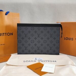 [국내배송]루이비통 포쉐트 보야쥬 클러치 MM 그레이 69535