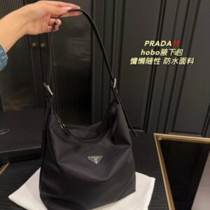 [국내배송]프라다 나일론 호보백