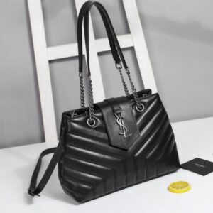 [국내배송]입생로랑 룰루백