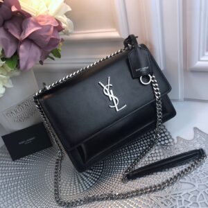 [국내배송]생로랑 선셋 모노그램 플랩 프론트백