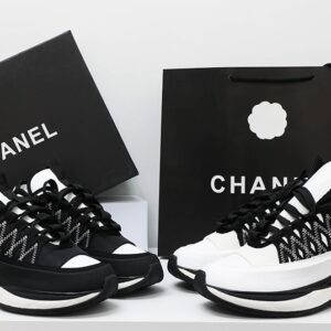 [국내배송]샤넬 믹스드파이버 한정판 스니커즈 금장CC